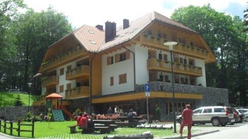 Imagen general del Hotel Snjezna Kraljica. Foto 12