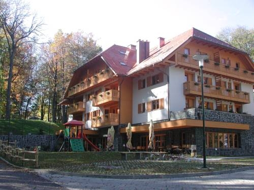 Imagen general del Hotel Snjezna Kraljica. Foto 13