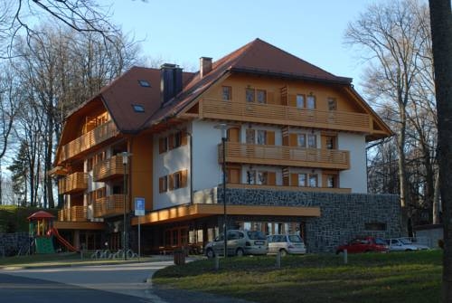 Imagen general del Hotel Snjezna Kraljica. Foto 15