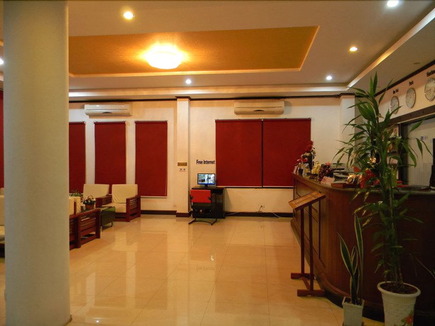 Imagen del bar/restaurante del Hotel Snk. Foto 2