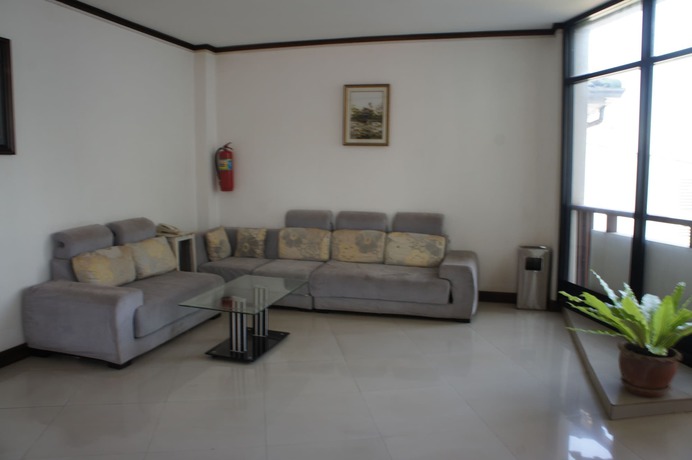 Imagen de los interiores del Hotel Snk. Foto 15
