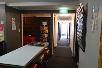 Imagen de los interiores del Hotel Snooze Inn Fortitude Valley. Foto 8