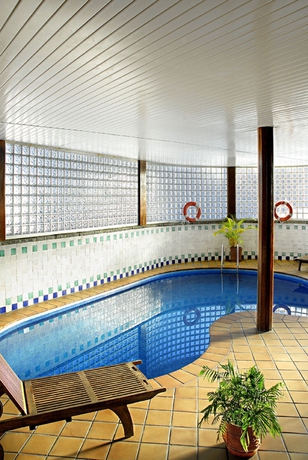 Imagen de la piscina del Hotel Snö Formigal. Foto 16