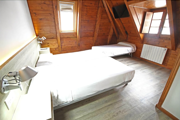 Imagen de la habitación del Hotel Snö Mont Romies. Foto 4