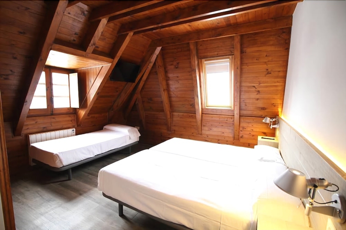 Imagen de la habitación del Hotel Snö Mont Romies. Foto 5