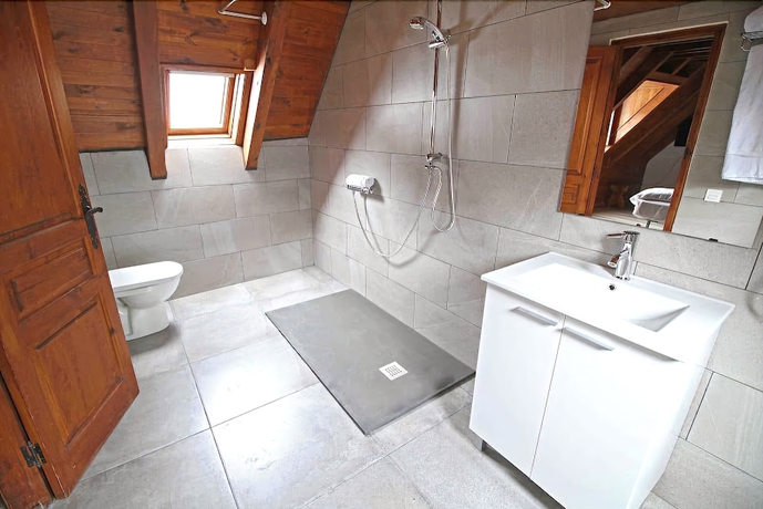 Imagen de la habitación del Hotel Snö Mont Romies. Foto 15