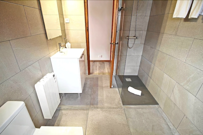 Imagen de la habitación del Hotel Snö Mont Romies. Foto 16