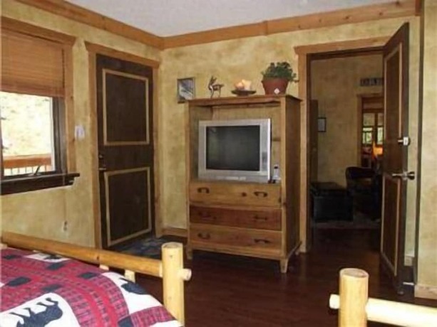 Imagen general del Hotel Snow Bear Inn. Foto 1