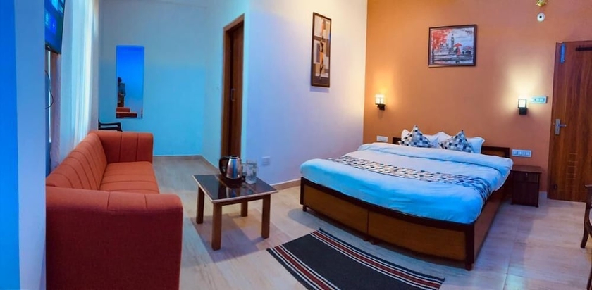 Imagen de la habitación del Hotel Snow Crest Residency- A Pure Veg. Foto 13
