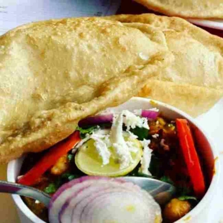 Imagen del bar/restaurante del Hotel Snow Crest Residency- A Pure Veg. Foto 5