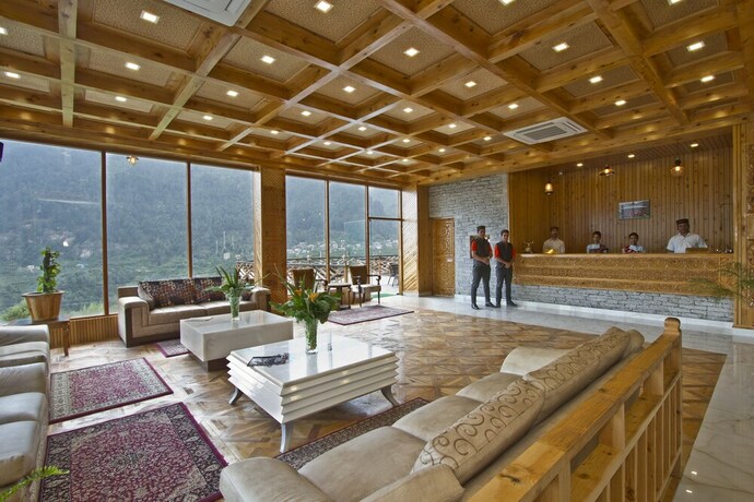 Imagen de los interiores del Hotel Snow Flakes Resort. Foto 33