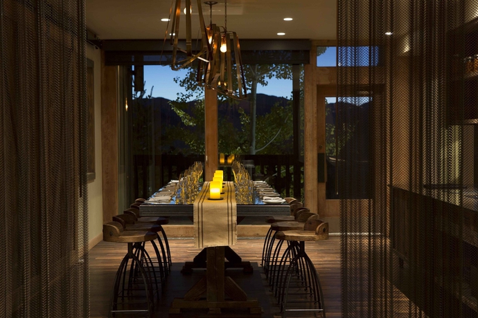 Imagen del bar/restaurante del Hotel Snow King Resort and Luxury Residences. Foto 7