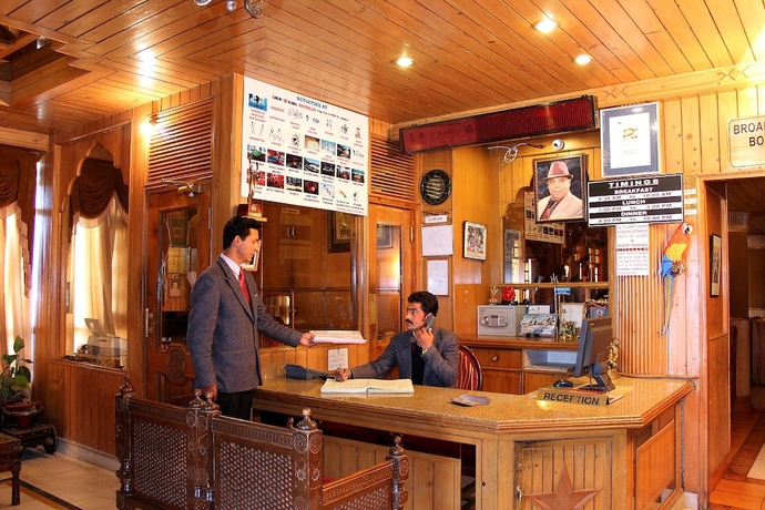 Imagen de los interiores del Hotel Snow King Retreat. Foto 19