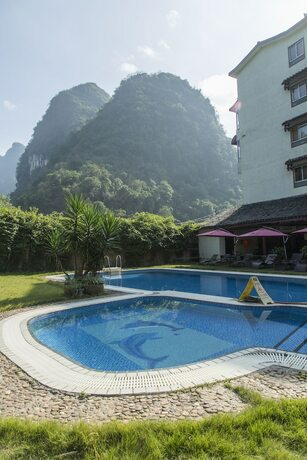 Imagen general del Hotel Snow Lion Riverside Resort. Foto 2