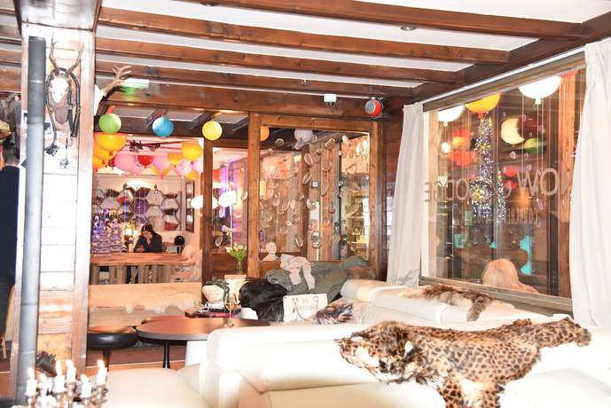 Imagen de los interiores del Hotel Snow Lodge Courchevel 1850. Foto 13