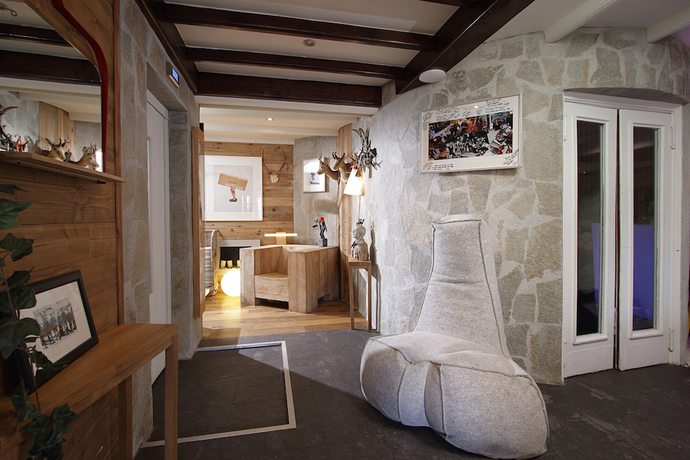 Imagen de los interiores del Hotel Snow Lodge Courchevel 1850. Foto 18