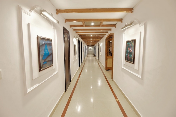 Imagen de los interiores del Hotel Snow Valley Resorts, Moti Tibba&nbsp;. Foto 16