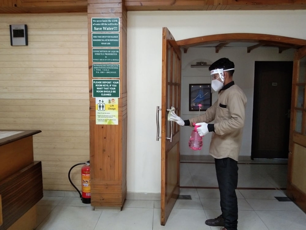 Imagen de los interiores del Hotel Snow Valley Resorts, Moti Tibba&nbsp;. Foto 18