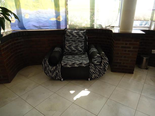 Imagen de los interiores del Hotel Snow View, Boma la Ngombe. Foto 18