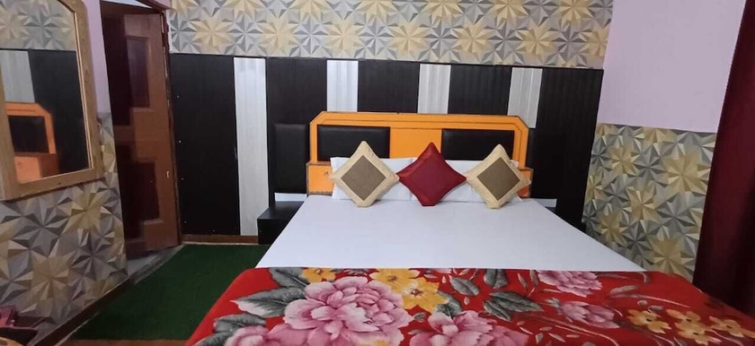 Imagen de la habitación del Hotel Snow View Chopta. Foto 5