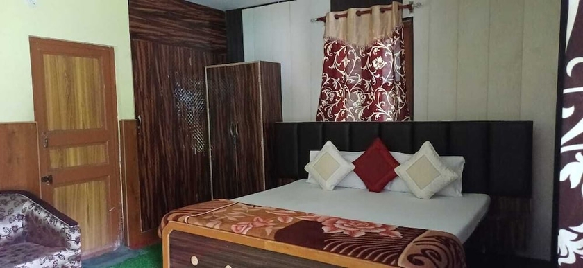 Imagen de la habitación del Hotel Snow View Chopta. Foto 9