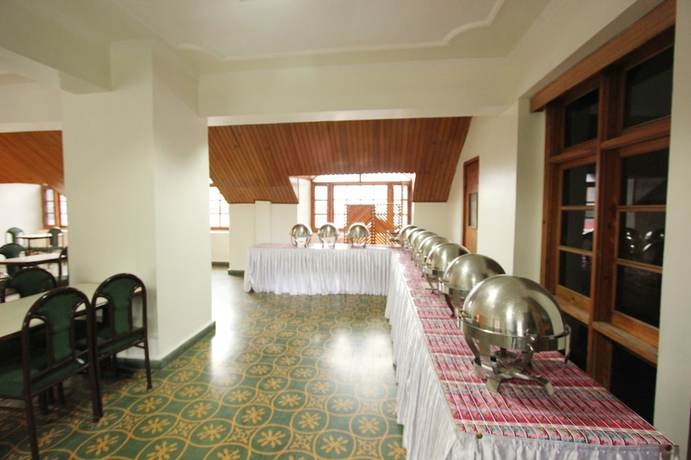 Imagen del bar/restaurante del Hotel Snow View, Manali. Foto 4