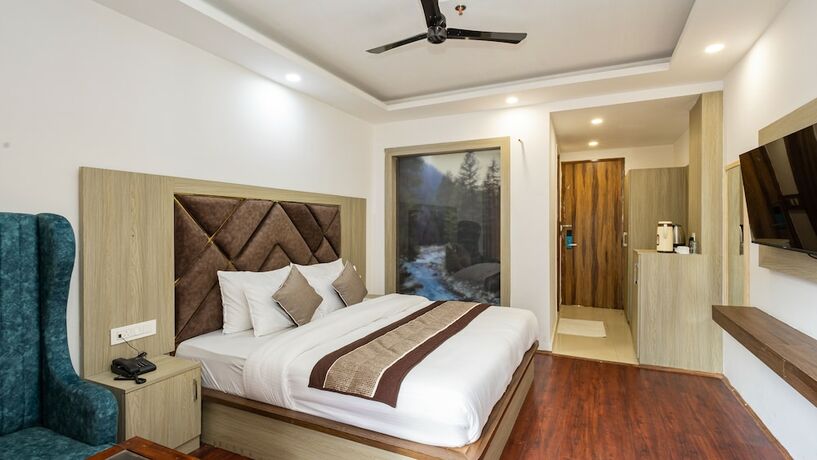 Imagen de la habitación del Hotel Snow White Regency Manali. Foto 18