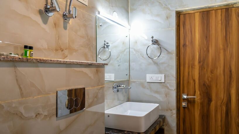 Imagen general del Hotel Snow White Regency Manali. Foto 5