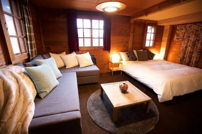 Imagen general del Hotel Snowball Chalet At Madarao Mountain. Foto 7