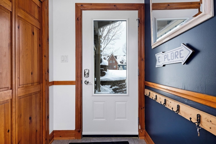 Imagen de los interiores del Hotel Snowbridge. Foto 15
