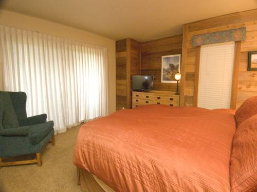 Imagen de la habitación del Hotel Snowcreek Resort. Foto 4