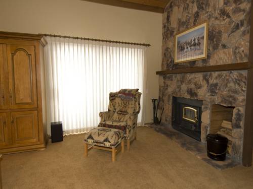 Imagen de la habitación del Hotel Snowcreek Resort. Foto 13