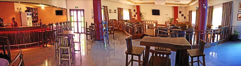 Imagen del bar/restaurante del Hotel Snowcrest, ARUSHA. Foto 4