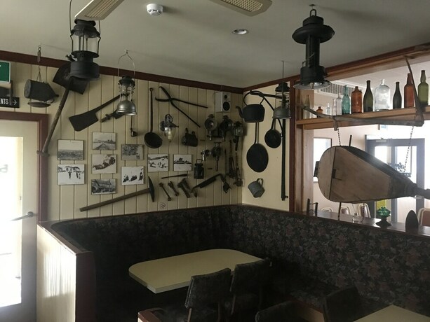 Imagen del bar/restaurante del Hotel Snowy Mountains Motor Inn. Foto 20