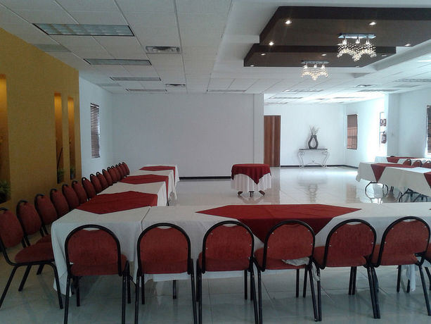 Imagen de los interiores del Hotel Sntenario. Foto 11