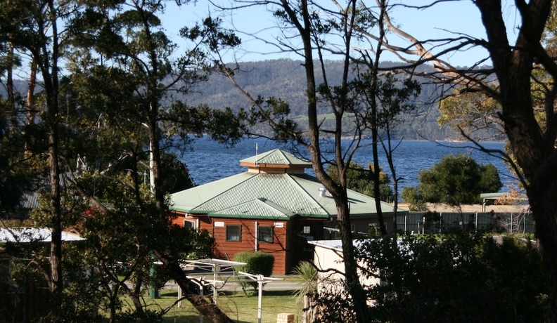 Imagen general del Hotel Snug Beach Cabin And Caravan Park. Foto 1