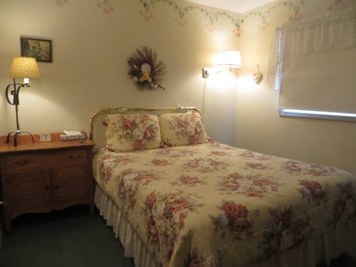 Imagen de la habitación del Hotel Snyder's Shoreline Inn. Foto 7