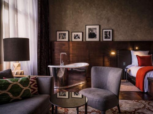 Imagen de la habitación del Hotel So/ Berlin Das Stue. Foto 14