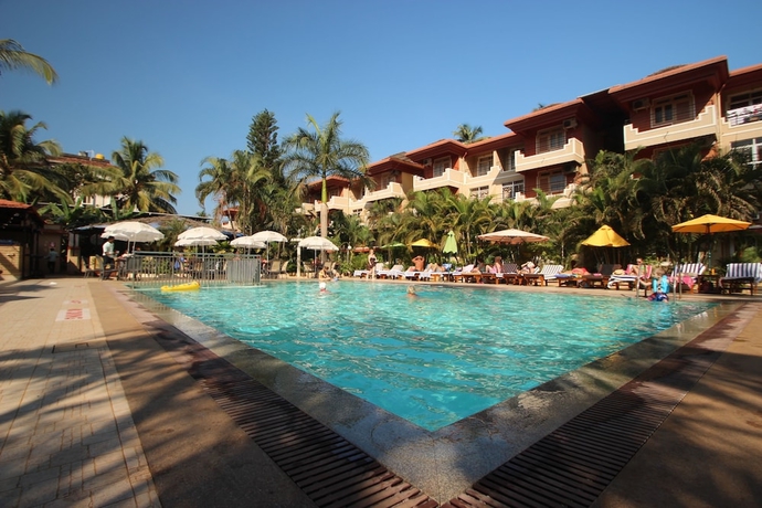 Imagen de la piscina del Hotel So My Resort. Foto 17