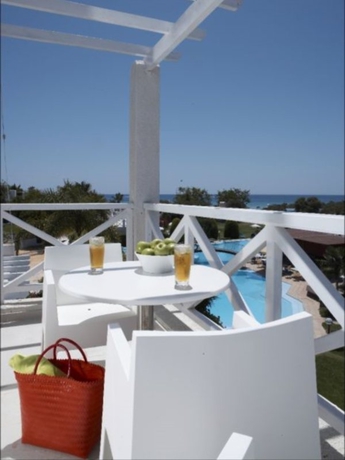 Imagen general del Hotel So Nice Club Resort. Foto 2