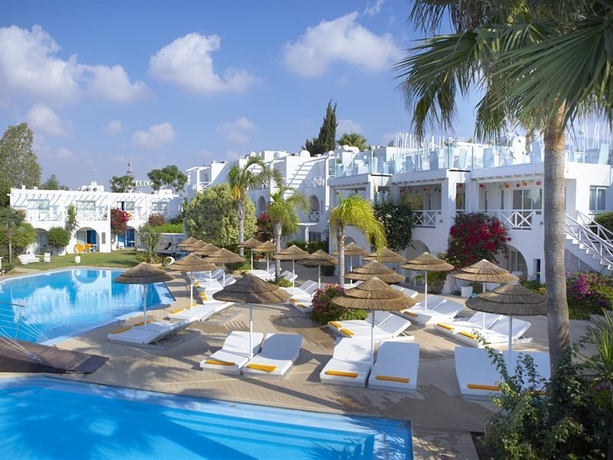 Imagen general del Hotel So Nice Club Resort. Foto 12