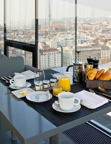 Imagen del bar/restaurante del Hotel So/ Vienna. Foto 3