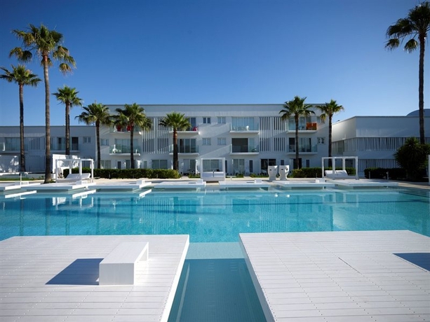 Imagen general del Hotel So White Beach Resort. Foto 8