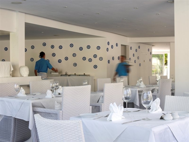 Imagen general del Hotel So White Club Resort. Foto 3