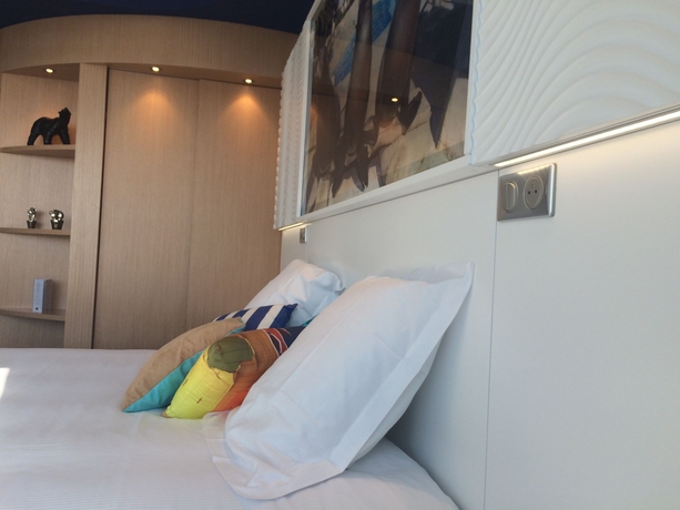 Imagen de la habitación del Hotel SoBlue. Foto 7