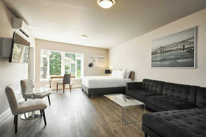 Imagen de la habitación del Hotel SoLo Suites. Foto 17