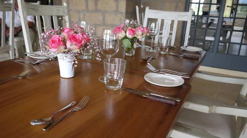 Imagen del bar/restaurante del Hotel Soames and Jack\'s Bar. Foto 6