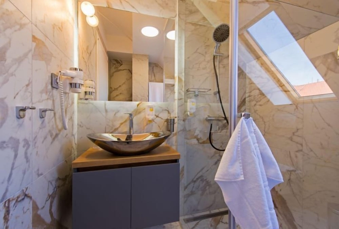 Imagen de la habitación del Hotel Sobe Merlon, Osijek. Foto 15
