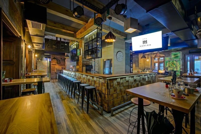 Imagen del bar/restaurante del Hotel Sobe Merlon, Osijek. Foto 3