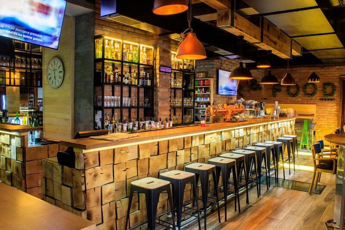 Imagen del bar/restaurante del Hotel Sobe Merlon, Osijek. Foto 5